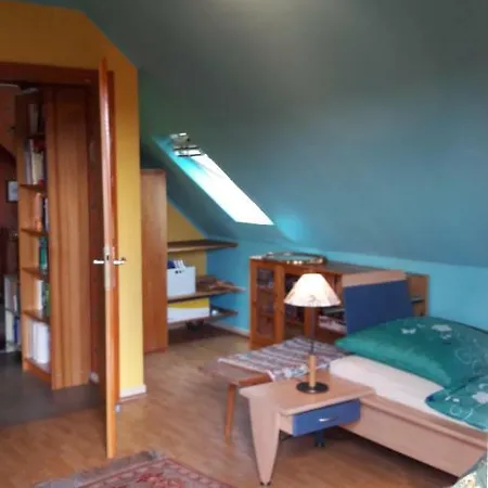 Im Baumhaus * Roth an der Our